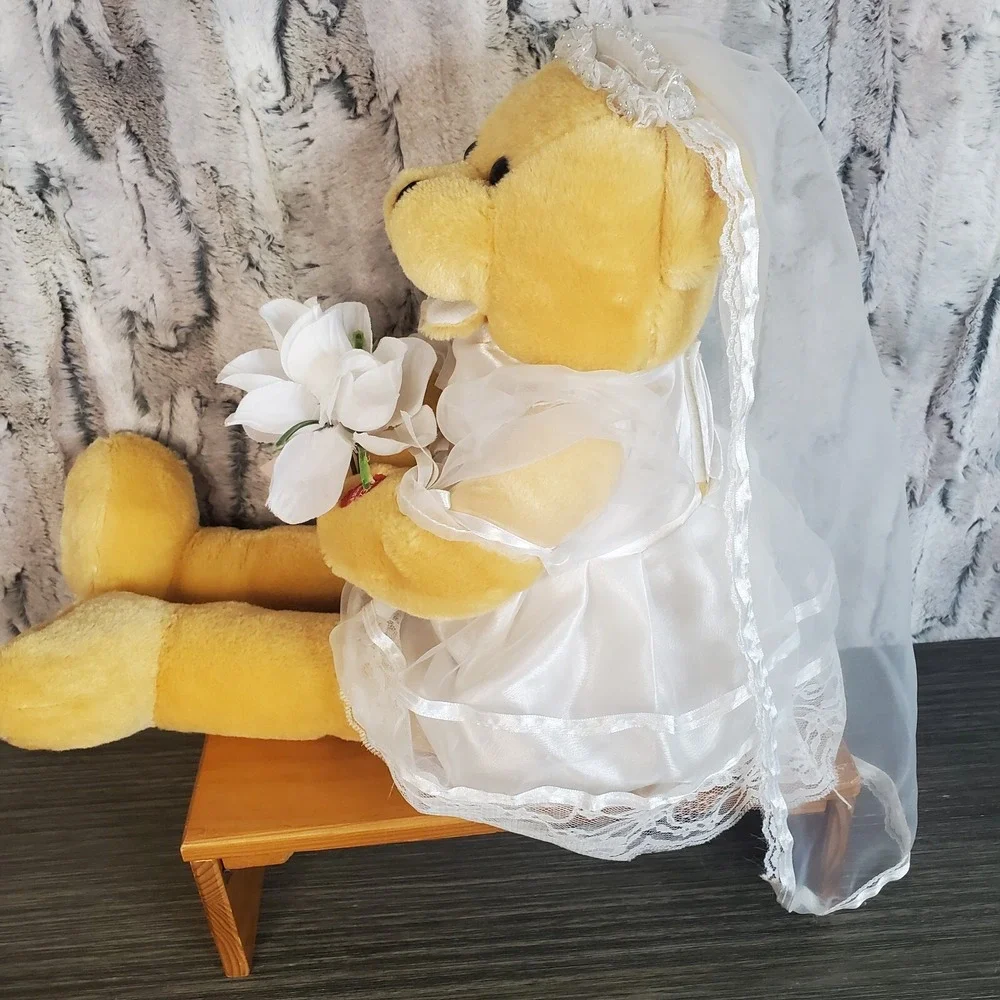 PBC International‎ Bride Bear Singing Plush Doll Sings Going To The Chapel VIDEO
